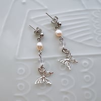 Flow accessories  天然石＆パール＆シルバーバタフライピアス/イヤリング【メール便アイテム】