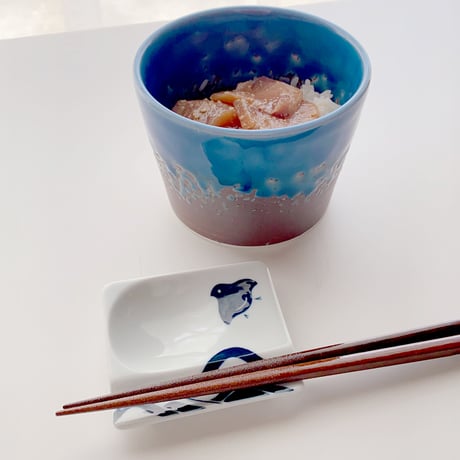 【波佐見焼】aiyu（アイユー）重宝皿　波に千鳥 青　箸置き＆醤油・薬味皿【メール便アイテム】
