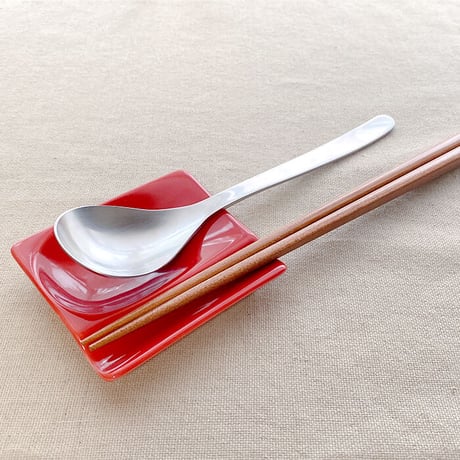 【波佐見焼】aiyu（アイユー）重宝皿　レッド　箸置き＆醤油・薬味皿　【メール便アイテム】