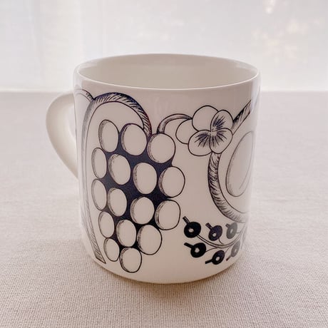 ARABIA/アラビア  パラティッシ　マグカップ350ml  　ブラック