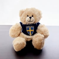 【NORDIC SOUVENIR】テディベア・スウェーデンロゴセーター13cm