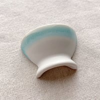 【波佐見焼】西海陶器くらわんか碗 箸置　ライトブルー　箸置き はしおき カトラリーレスト【メール便アイテム】