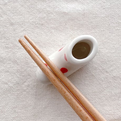 【波佐見焼】aiyu（アイユー）一輪はしおき　ブーツ　水玉　ピンク　箸置き＆一輪挿し＆つまようじ挿し兼用　【メール便アイテム】