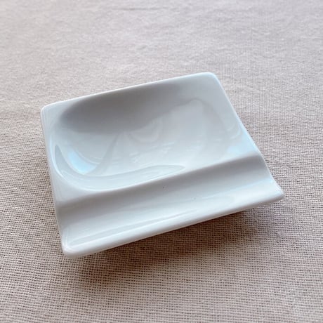 【波佐見焼】aiyu（アイユー）重宝皿　ホワイト　箸置き＆醤油・薬味皿【メール便アイテム】