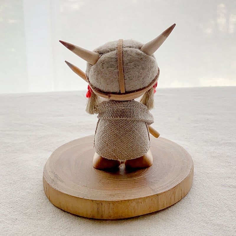 Skandinavisk Hemslojd 北欧フィギュア バイキングガール | Flow