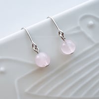 Flow accessories  ローズクォーツシルバーピアス/イヤリング【メール便アイテム】