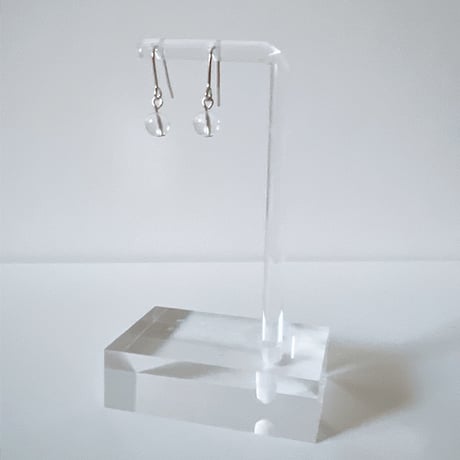 Flow accessories  クリスタルシルバーピアス/イヤリング【メール便アイテム】