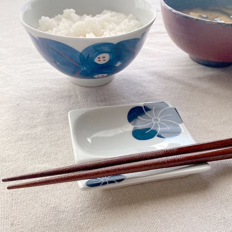 【波佐見焼】aiyu（アイユー）重宝皿　梅　青　箸置き＆醤油・薬味皿【メール便アイテム】