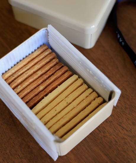 SARIS Cookies Sカン(S缶) - OLIVE -  | クッキー缶 4種フレーバー -オリーブ -