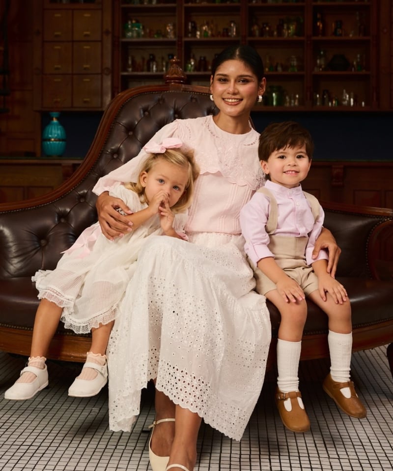 【新品タグ付き】andmary Tilda ribbon dress Mベージュ ANDMARY】Tilda ribbon dress