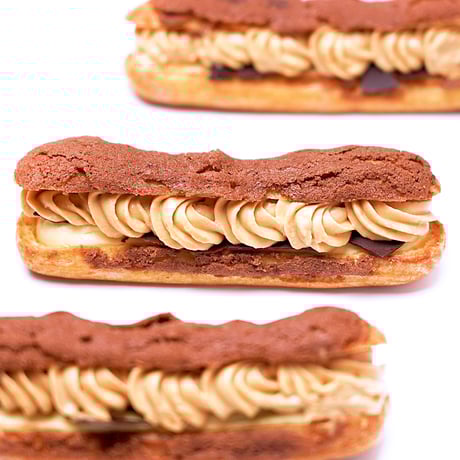 【4月28日週発送分 予約販売】季節のケーキ エクレア 4個入（簡易包装）