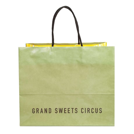 【4月28日週発送分 予約販売】季節のケーキ エクレア 4個入（簡易包装）