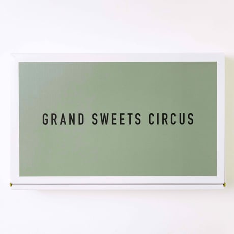 【4月28日週発送分 予約販売】季節のケーキ エクレア 4個入（簡易包装）