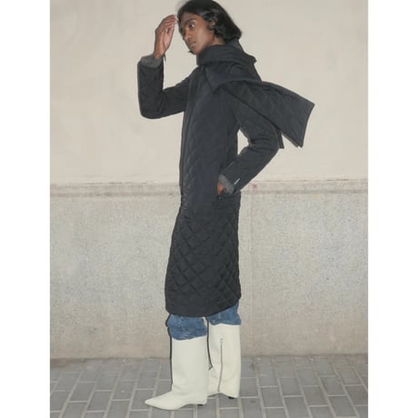 OTTER -quilting coat-  (Black)