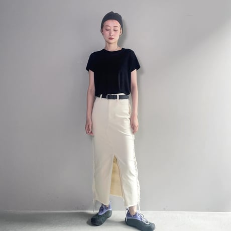 Frayed Skirt  (IVORY)