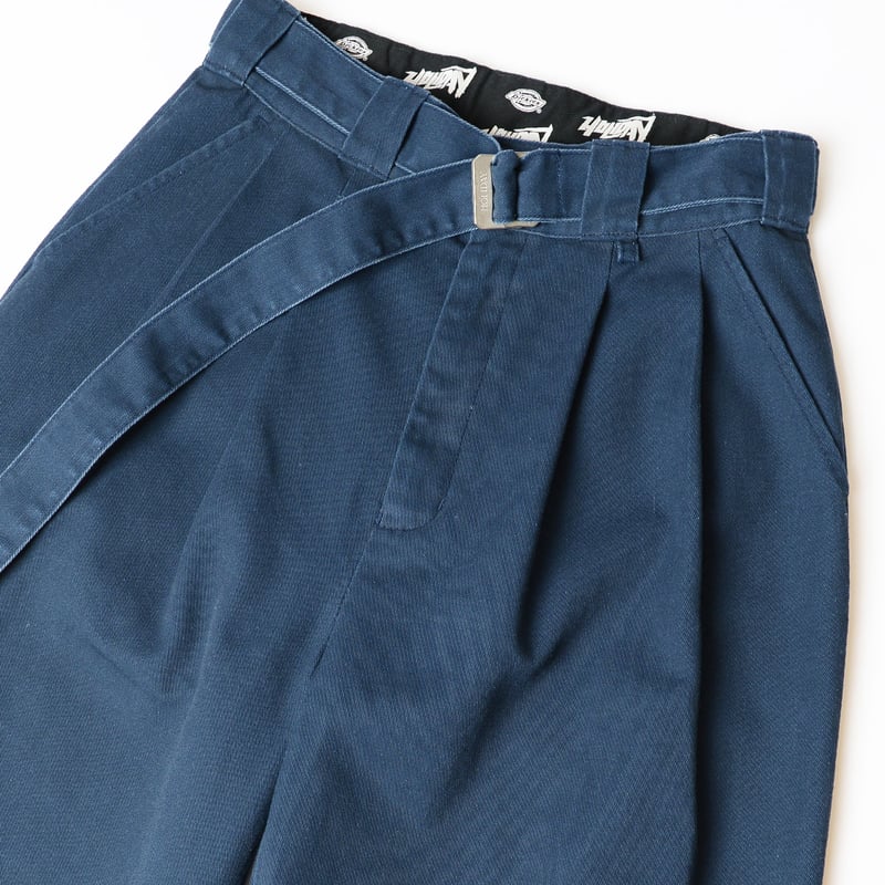 DICKIES BELTED 2TUCK PANTS (NAVY) | Tavy STORE