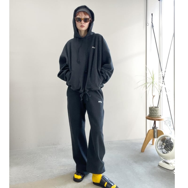 ホリディULTRA HEAVY SWEAT CUT OFF HOODIE HOLIDAY ULTRA HEAVY SWEAT CUT OFF HOODIE