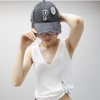 NEW ERA PERVERZE Initial Cap (Gray)
