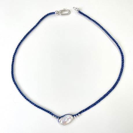 pearl and silver chips metallic crochet necklace (BLUE)