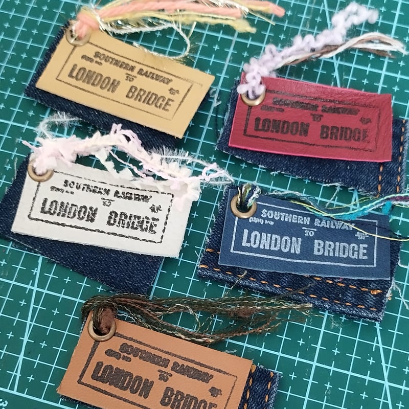 本革タグ LONDON④引き揃え糸 | タグ屋ヤスオ