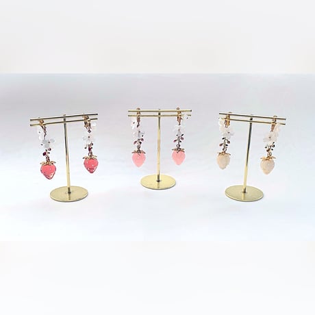 苺ピアス/イヤリング