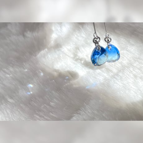 【全9色×金具2色】グラデーションが綺麗なガラスチャームのピアス/イヤリング