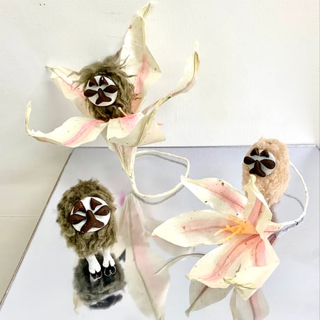 妖怪イヌジマになったつもりの狸の掌 no.72 -七色変化 - と  養甫の躑躅 セット
