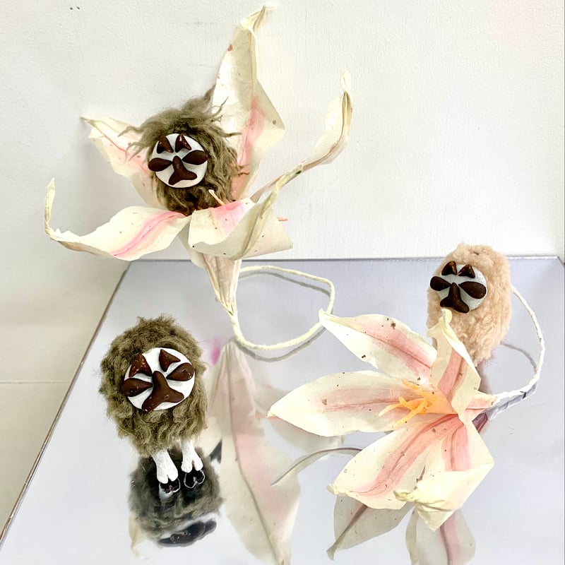 妖怪イヌジマになったつもりの狸の掌 no.73 -七色変化 - と 養甫の躑躅