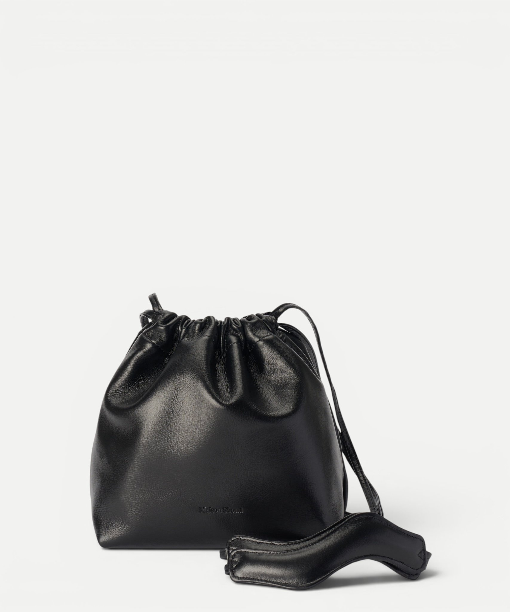C.08 Black | Maison Sbond