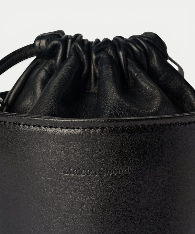 B.08 Black | Maison Sbond