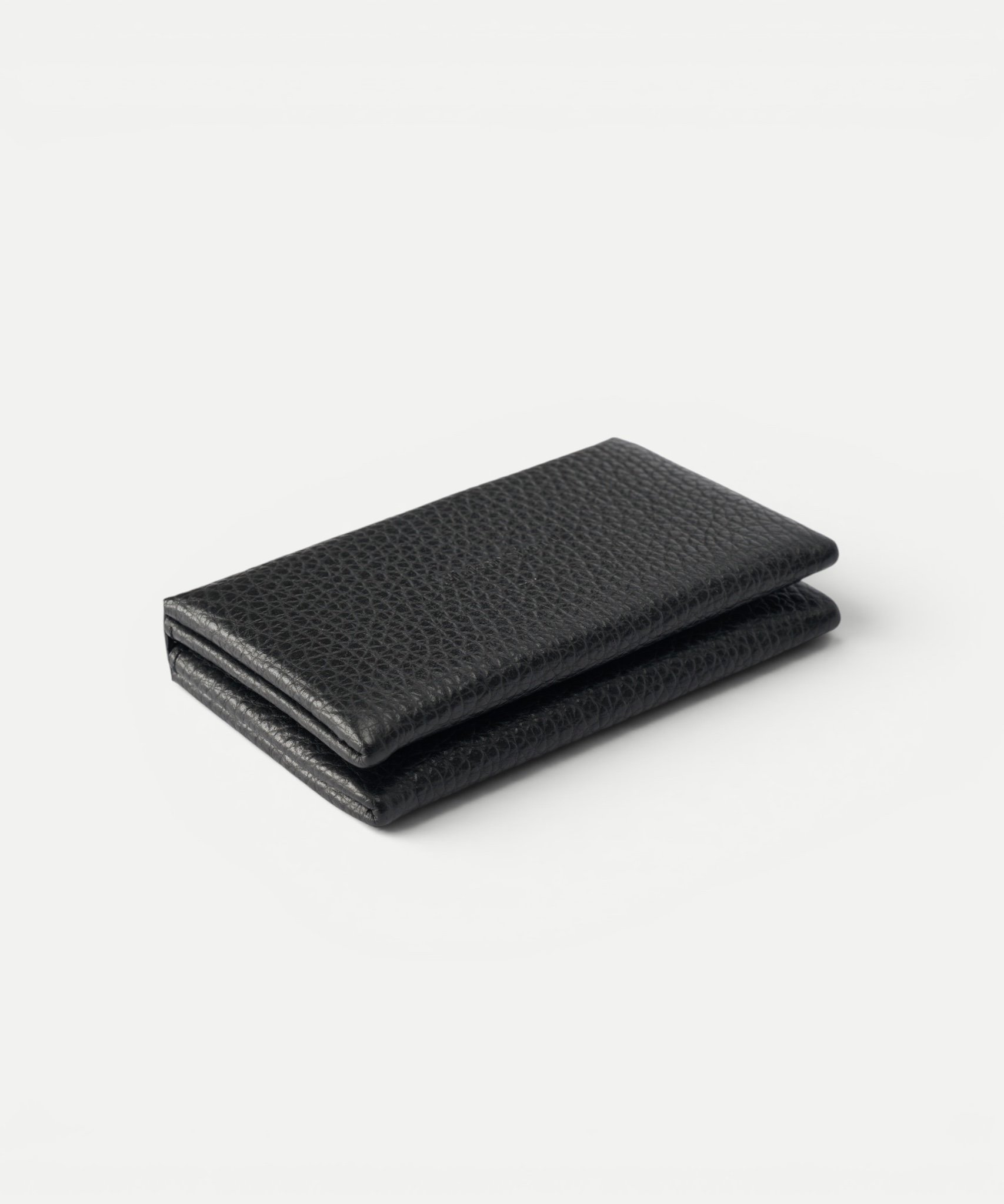 P.07 Black | Maison Sbond