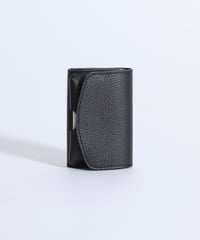 N.05 Black | Maison Sbond