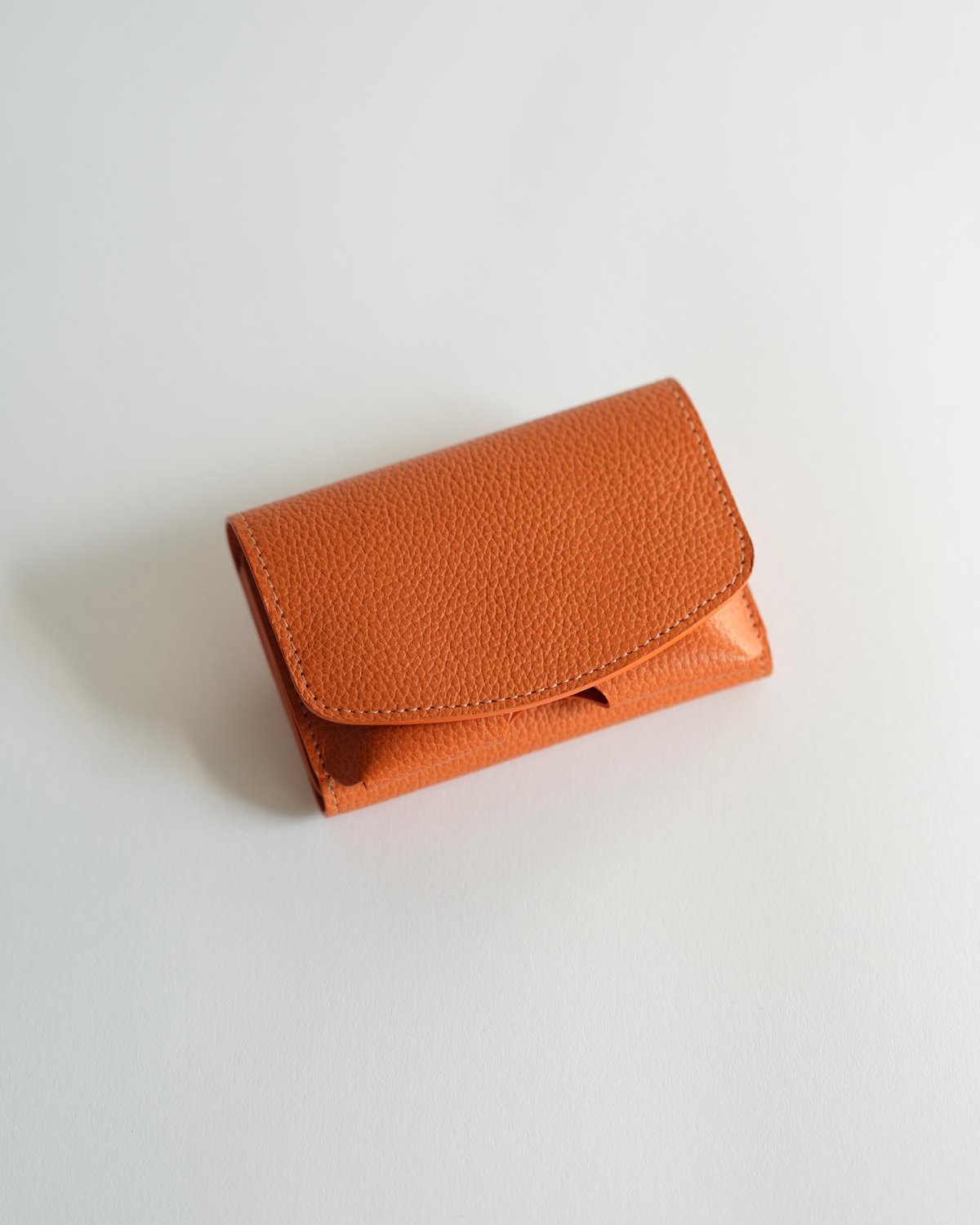【た】　Maison Sbond メゾンエスボンド　Amy 三つ折り財布 Amy wallet再入荷のお知らせ | TikTok