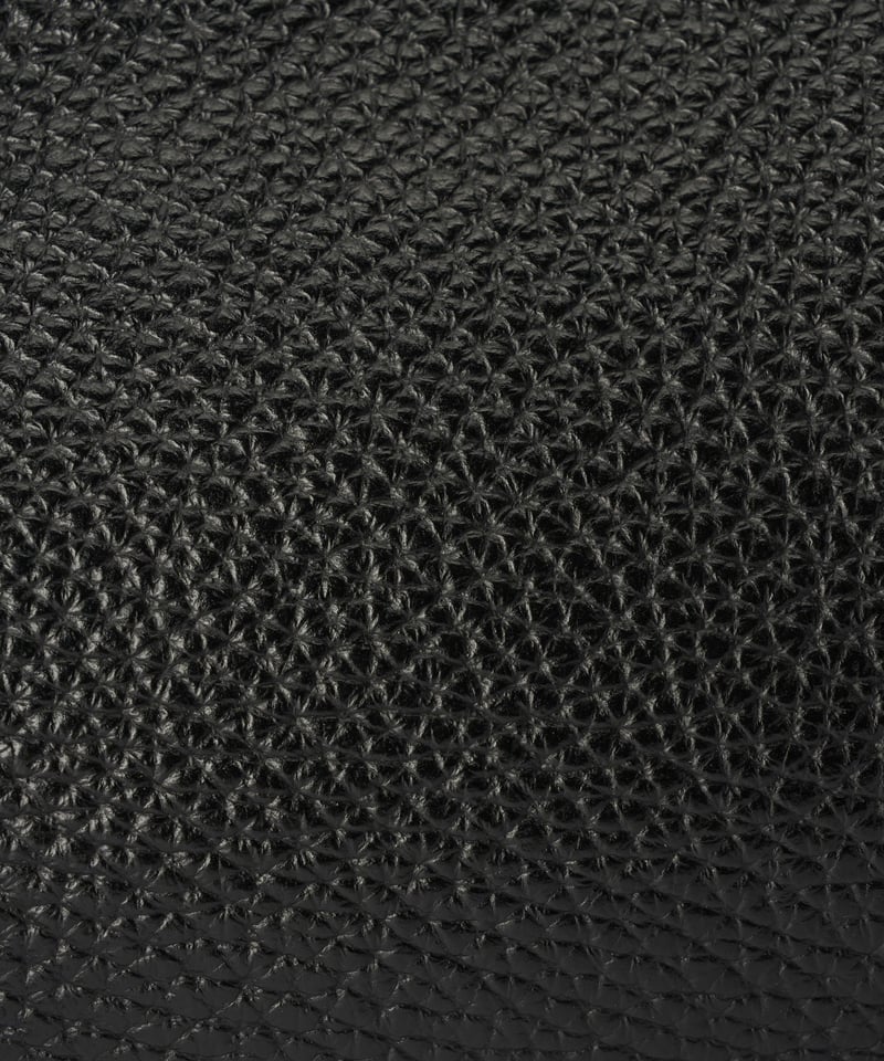 N.05 Black | Maison Sbond