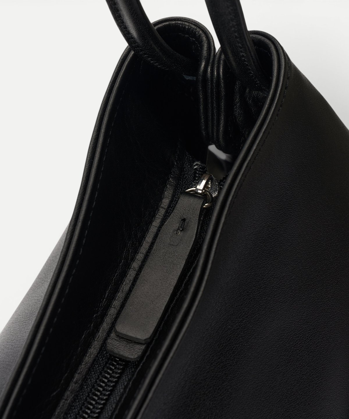 Moonlit | Maison Sbond