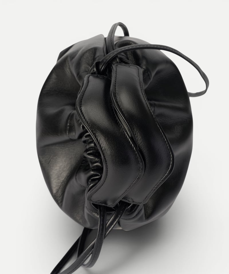 C.08 Black | Maison Sbond