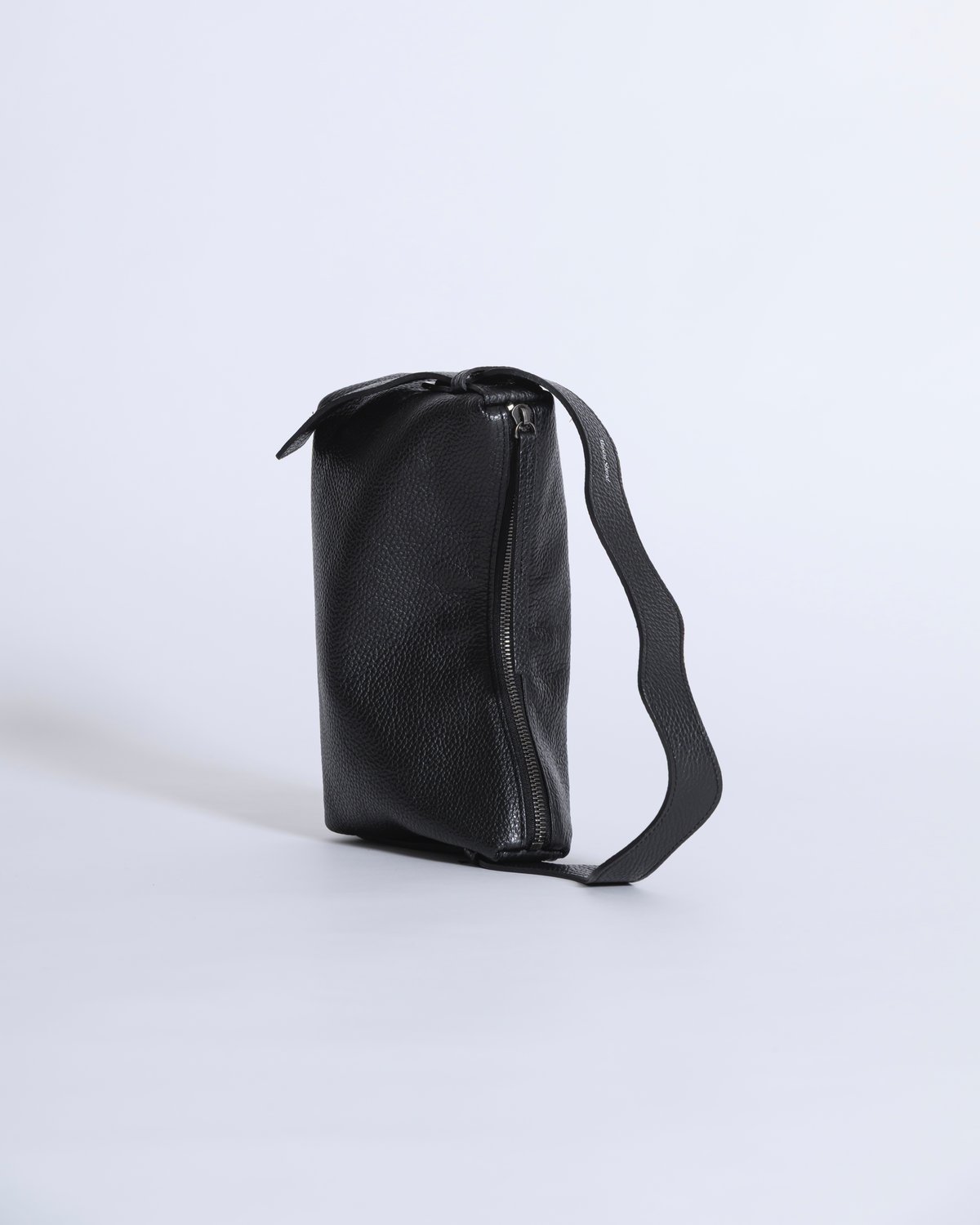 N.05 Black | Maison Sbond