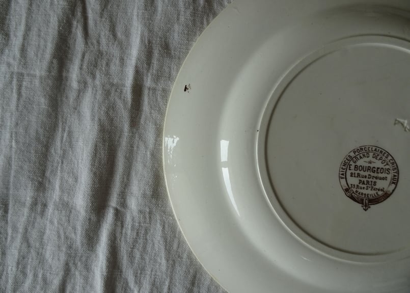Émile Bourgeois エミールブルジョワ セピア色のプレート【A
