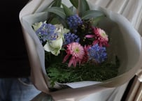 季節の花束Mサイズ