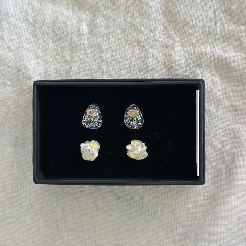 ふぞろい天然石ピアス 18（semer） | 撓撰 _tawawa_