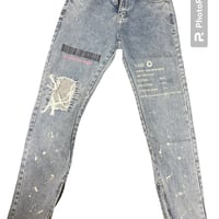 ダメージデニム