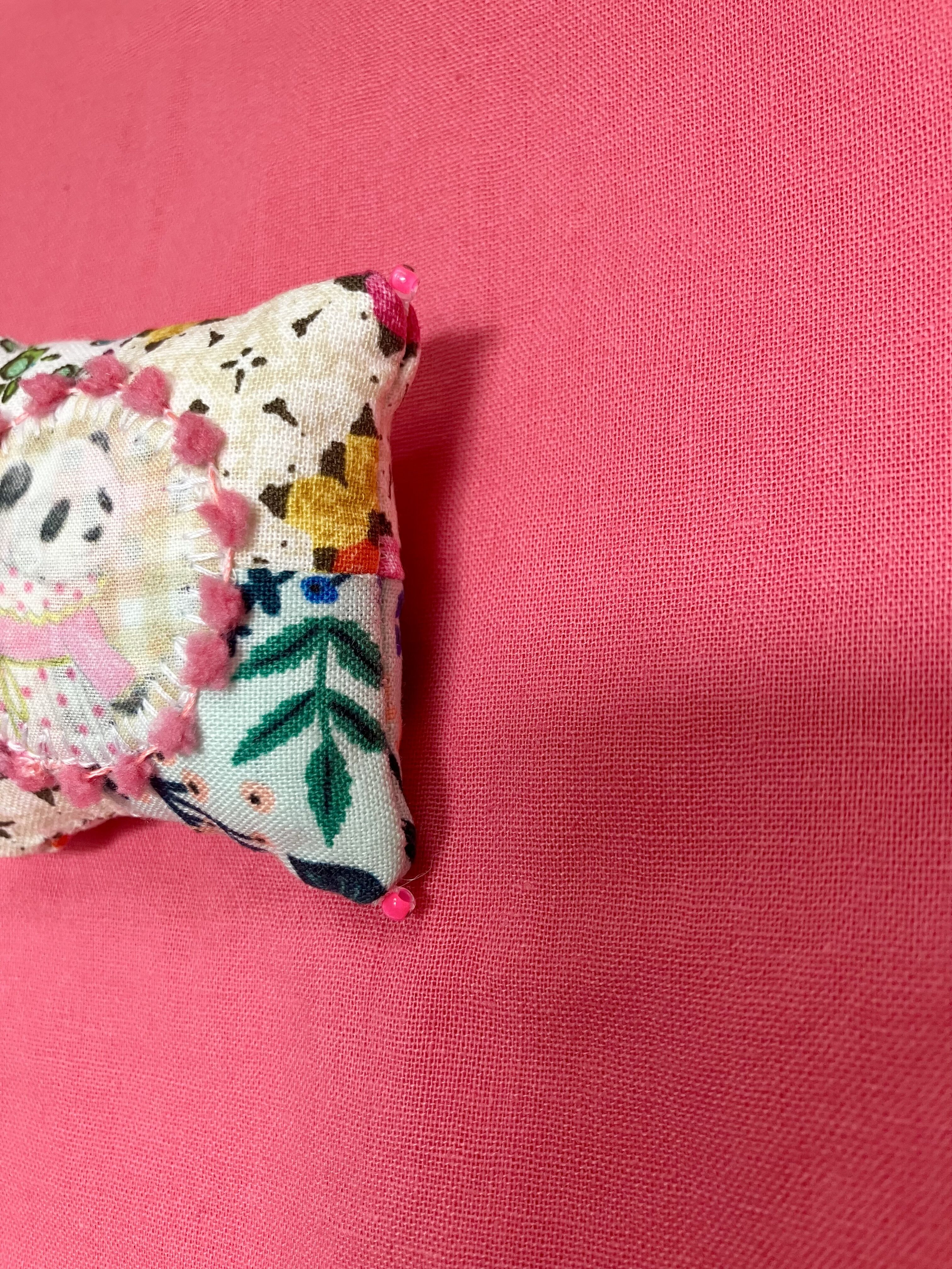 パッチde針山 ミニ おめかしパンダさん 針山 ピンクッション パッチ