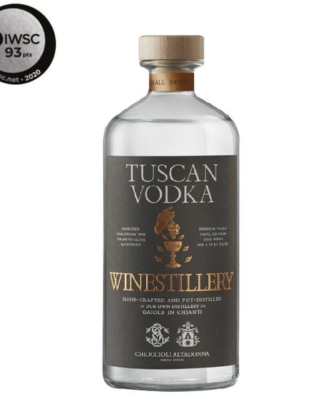 ワインスティレリー WINESTILLERY トスカンウォッカ 700ml（化粧箱入り）