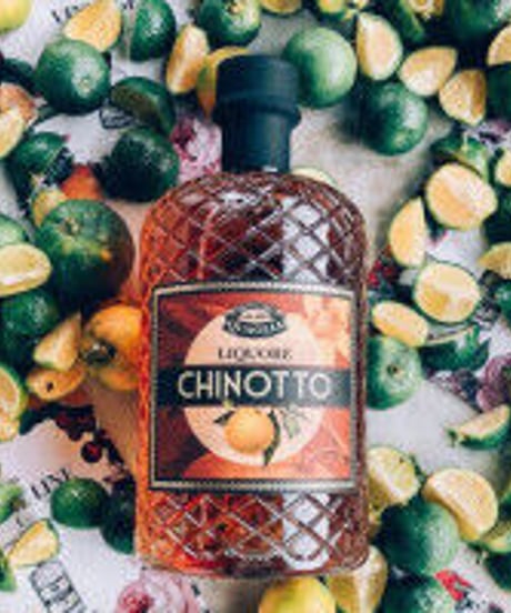 クアリア Quaglia キノット・リキュール 700ml