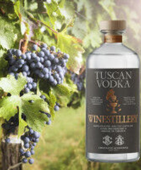 ワインスティレリー WINESTILLERY トスカンウォッカ 700ml（化粧箱入り）