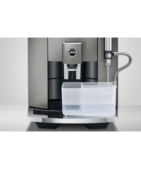 JURA（ユーラ）E8 G2 Dark Inox　全自動エスプレッソマシン（100Vタンク式）  中古機