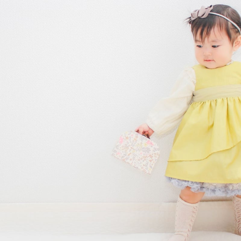 出産祝いや各種ギフトにおすすめ！】ドレスエプロンBaby ライム