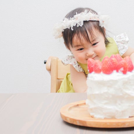 【出産祝いや各種ギフトにおすすめ！】ドレスエプロンBaby　ライムイエロー