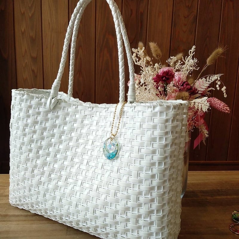 レジンのバッグチャーム(ブルー)＠ハンドメイド | Primrose Shop