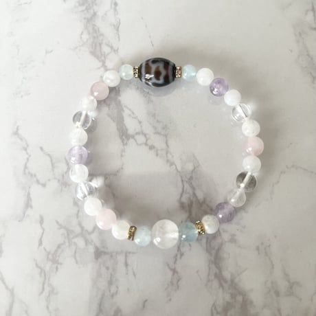 水蓮花天珠 | STORES